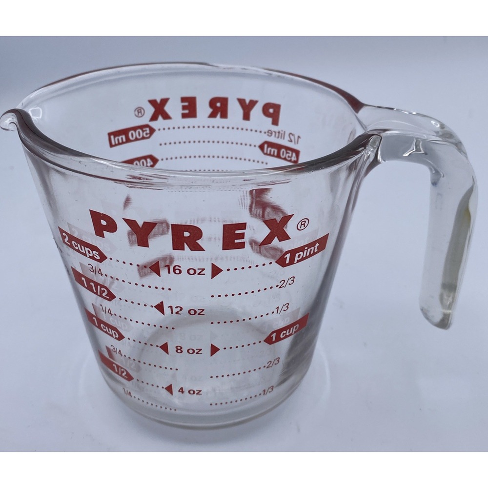Vintage Pyrex 516 2 Cup Glass Measuring Cup Red Print made In USA